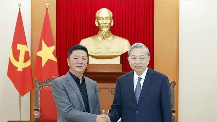 Party Chief receives Vice Chairman of China’s Luxshare-ICT Group